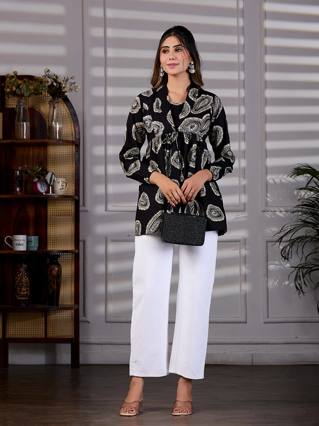 Rivaa Black Cotton V-Neck Kurti for Women