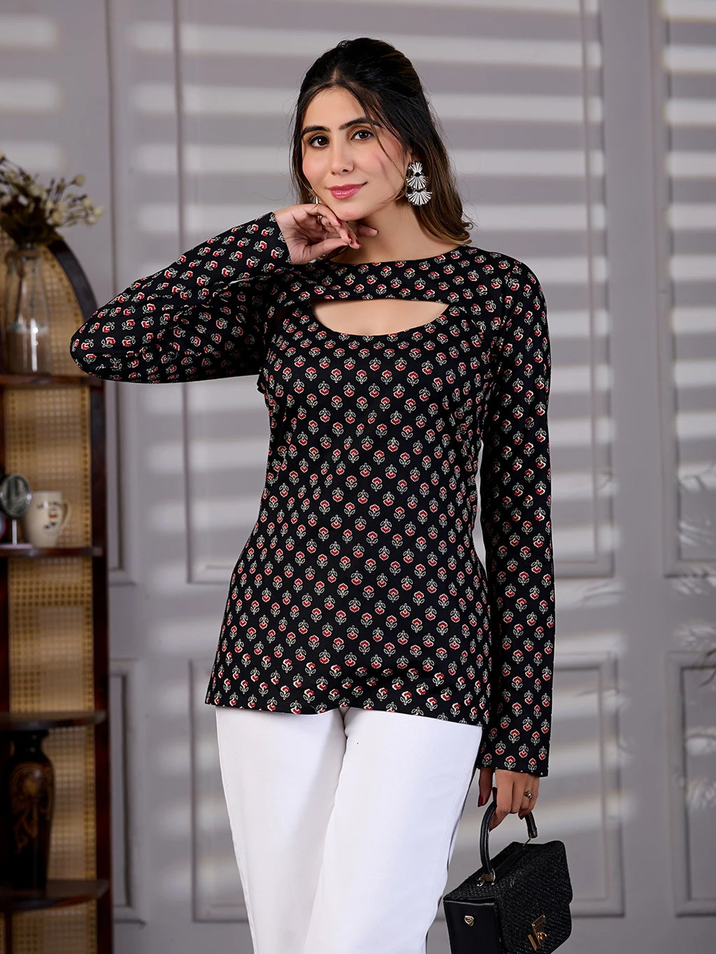 Nayra Black Cotton Back Tie-Up Kurti
