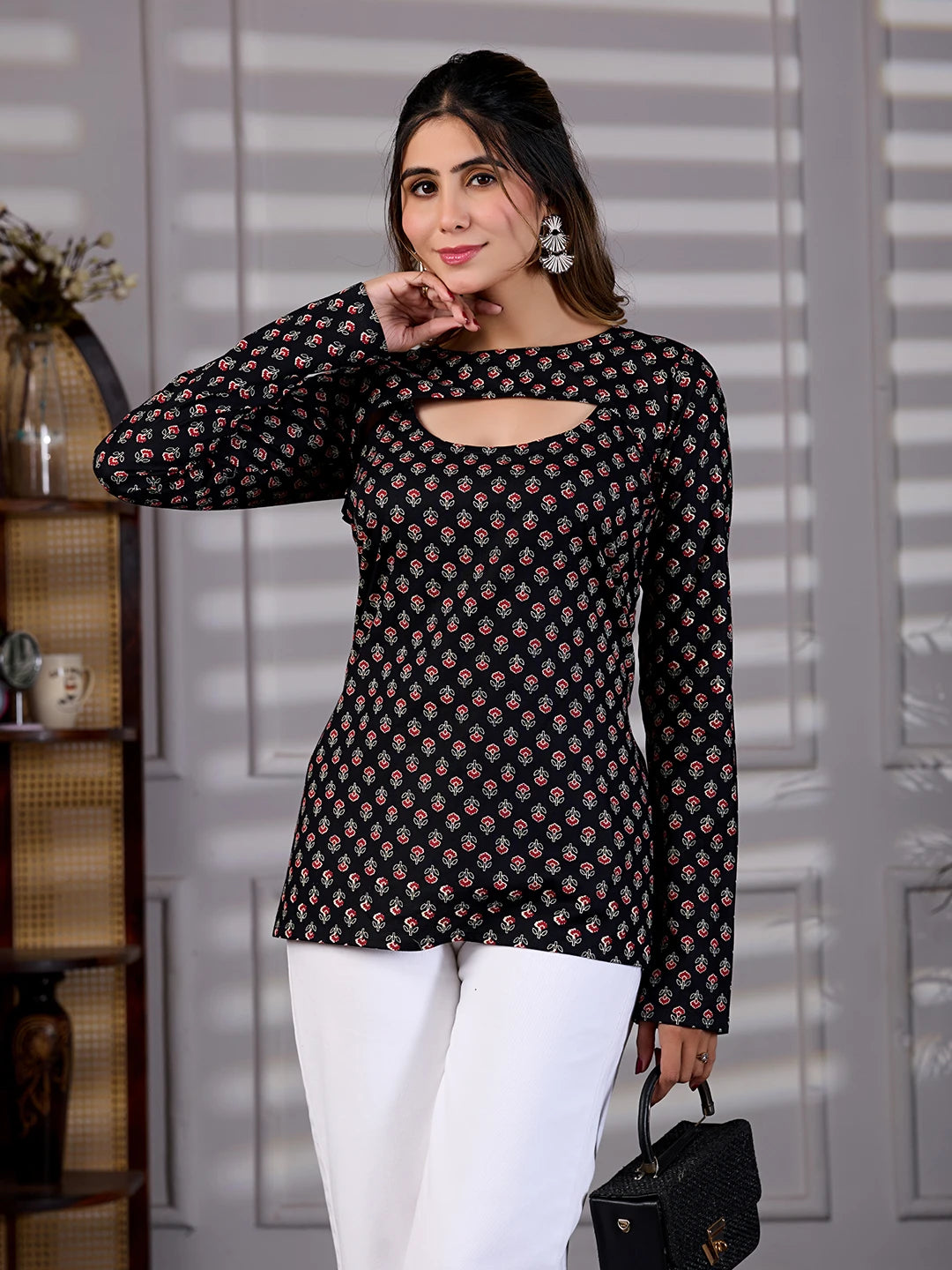 Nayra Black Cotton Back Tie-Up Kurti